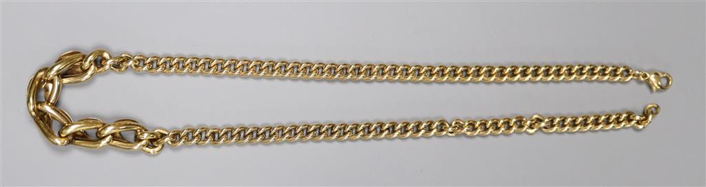 A 375 yellow metal hollow link necklace, 39cm, 15.2 grams.